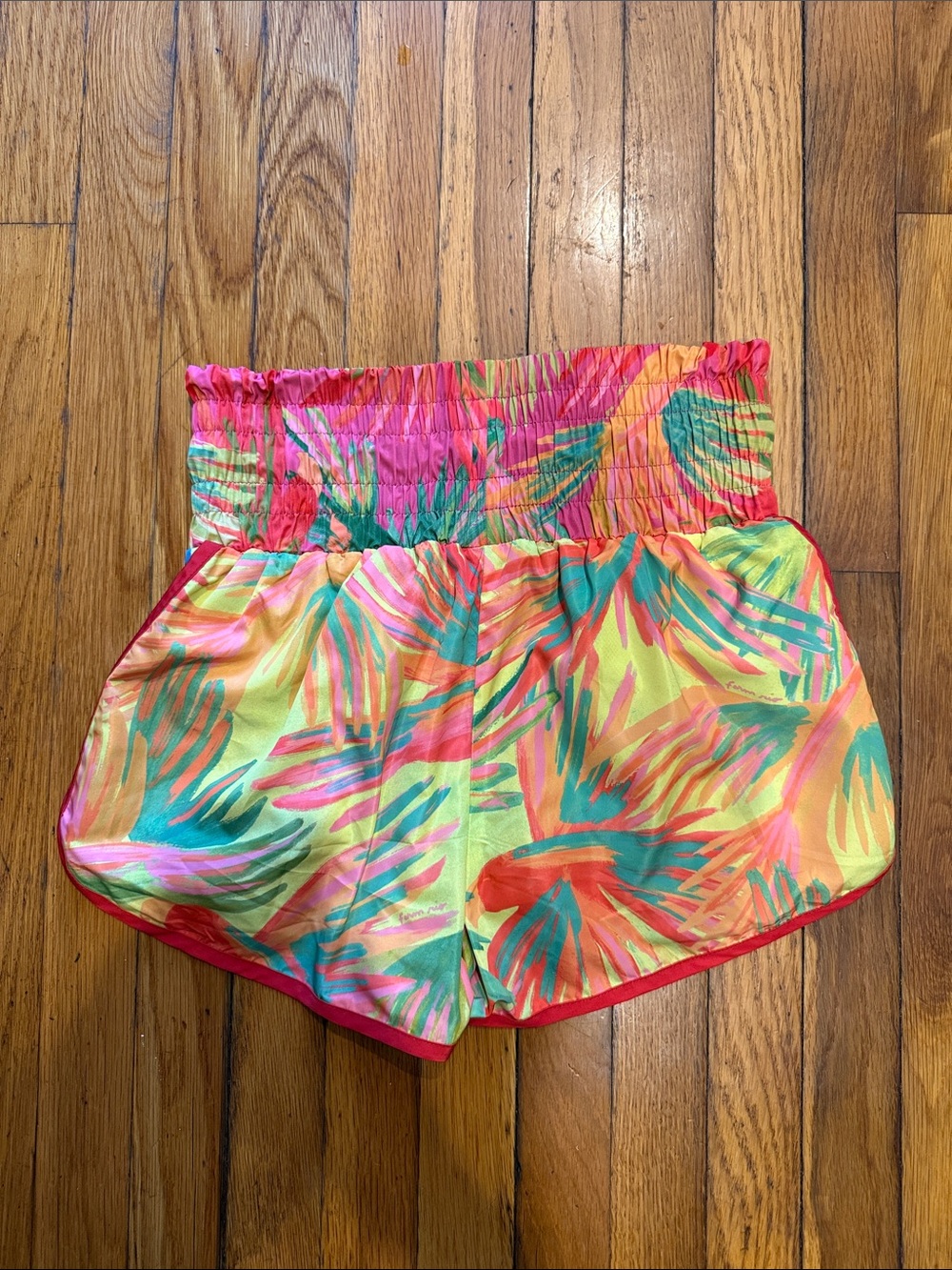 FARM Rio Shorts | Size M - Picture 3 of 3